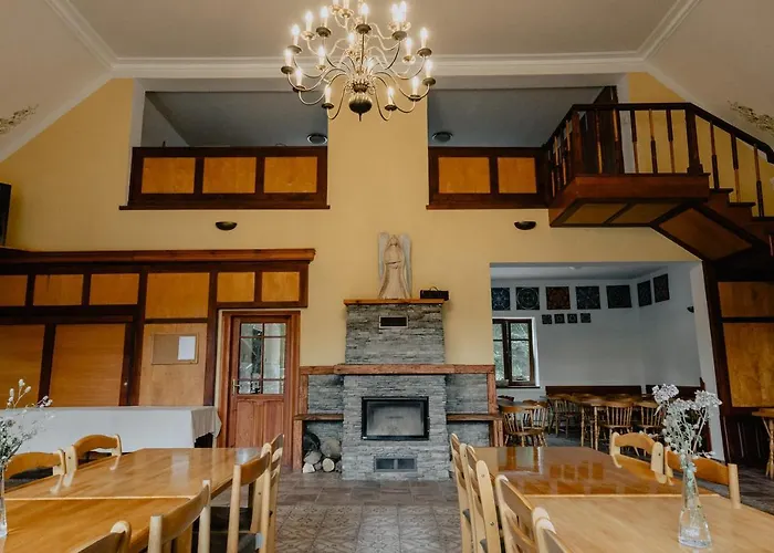 Raci Udoli Värdshus *